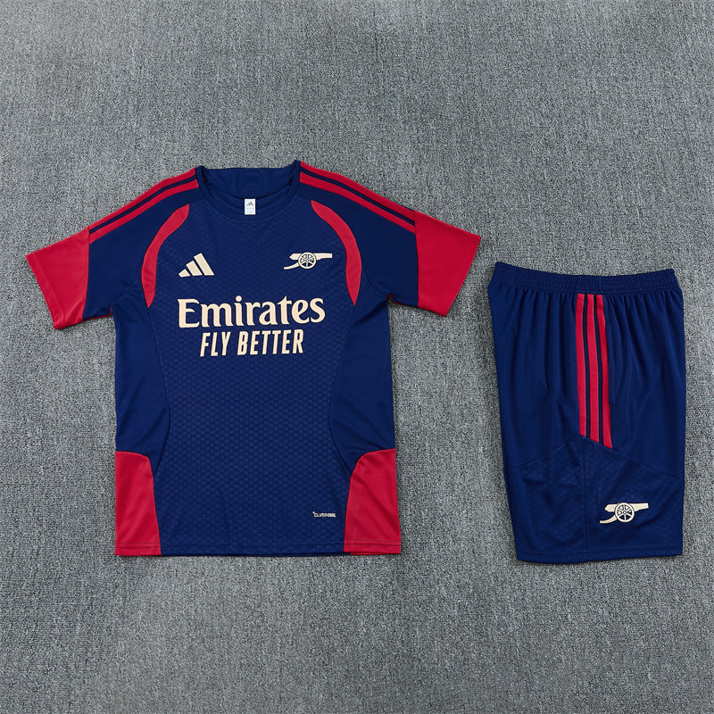 Maglia da allenamento e pantaloncini del Arsenal Bambino 26/27