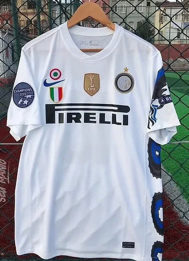 Maglia Retro Inter Away 10/11 - Con Patch