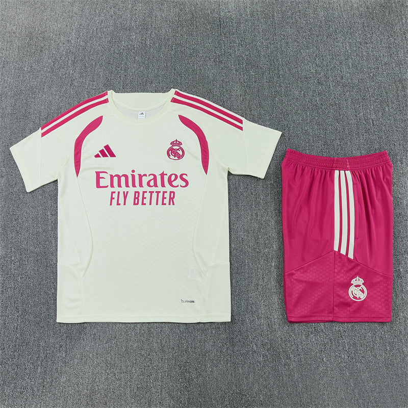 Maglia e Pantaloncini pre-allenamento Real Madrid Bambino 26/27