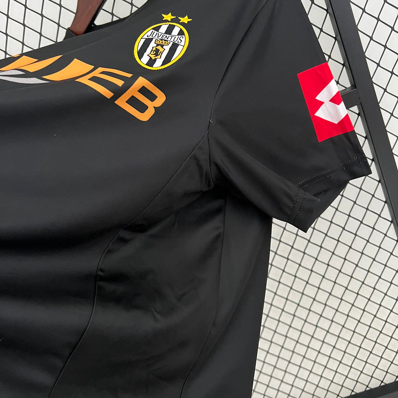 Maglia Retro Juventus Away 01/02