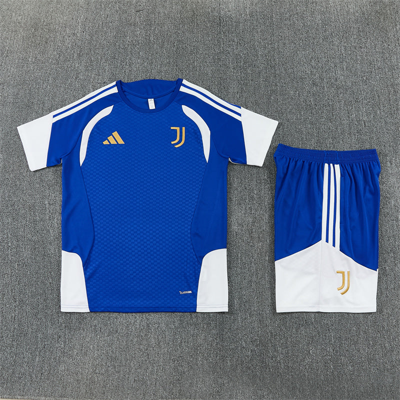 Maglia allenamento e pantaloncini Juventus 26/27