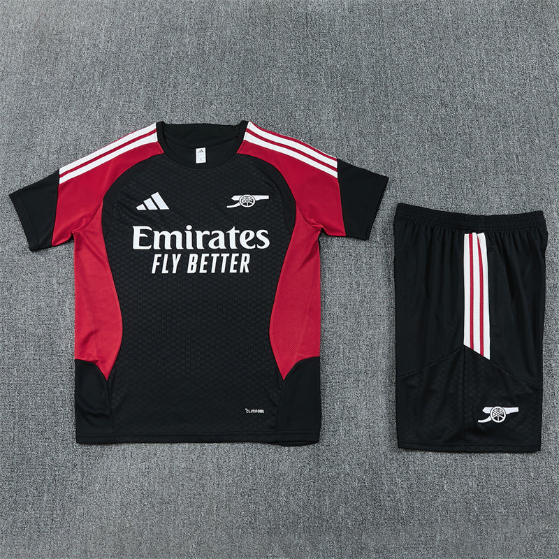 Maglia da allenamento e pantaloncini del Arsenal Bambino 26/27
