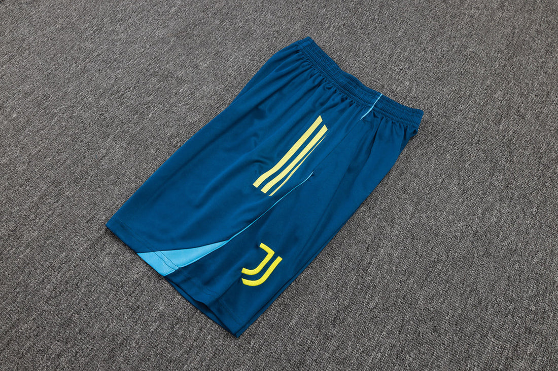Maglia allenamento e pantaloncini Juventus 25/26