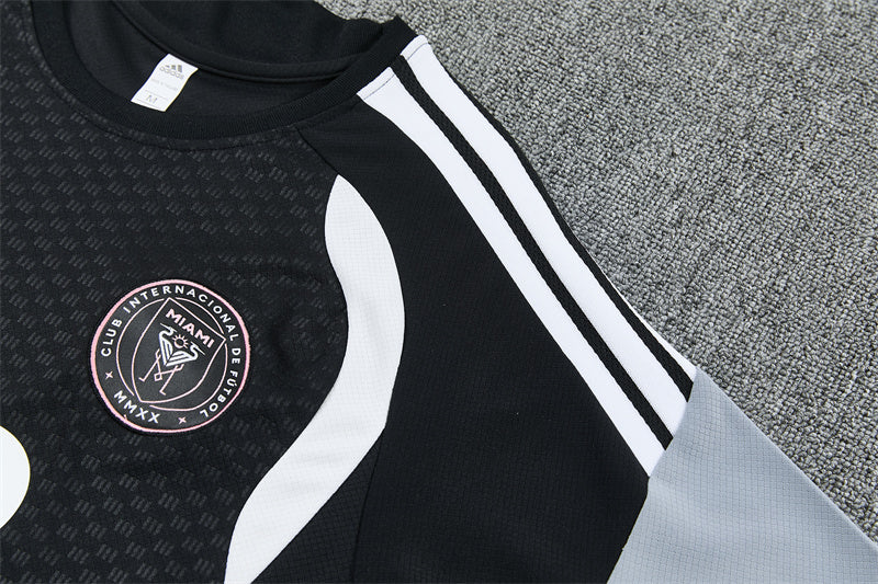 Maglia da allenamento e pantaloncini del Inter Miami 26/27