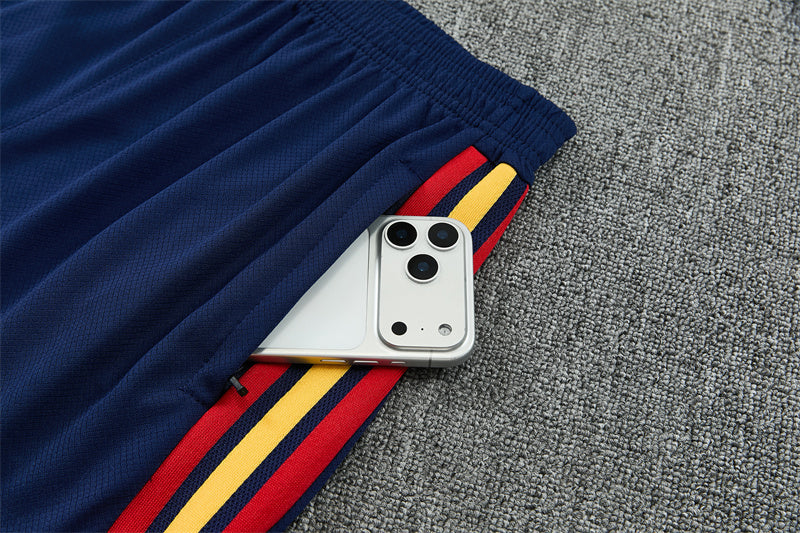 Maglia e pantaloncini da allenamento Spagna 26/27