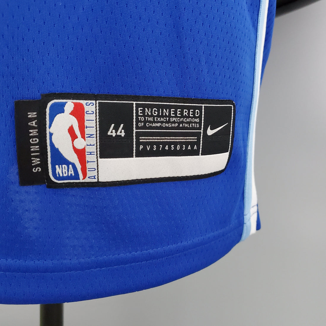 Maglia NBA Los Angeles Lakers James#6 Latin Night blu