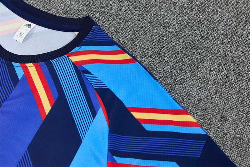 Maglia e pantaloncini da allenamento Spagna 26/27