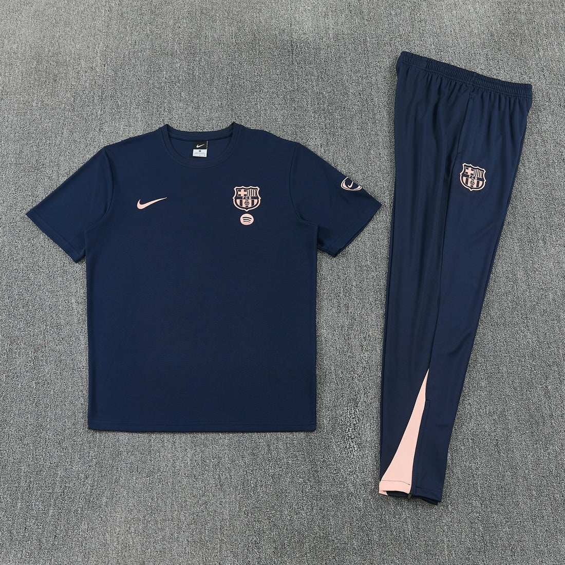 Maglia e Pantaloni Barcelona 26/27