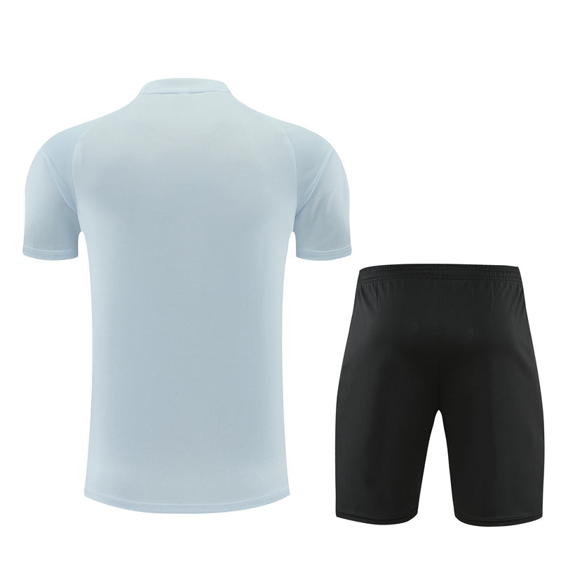 Maglia e Pantaloncini pre-allenamento FC Barcelona Bambino 26/27