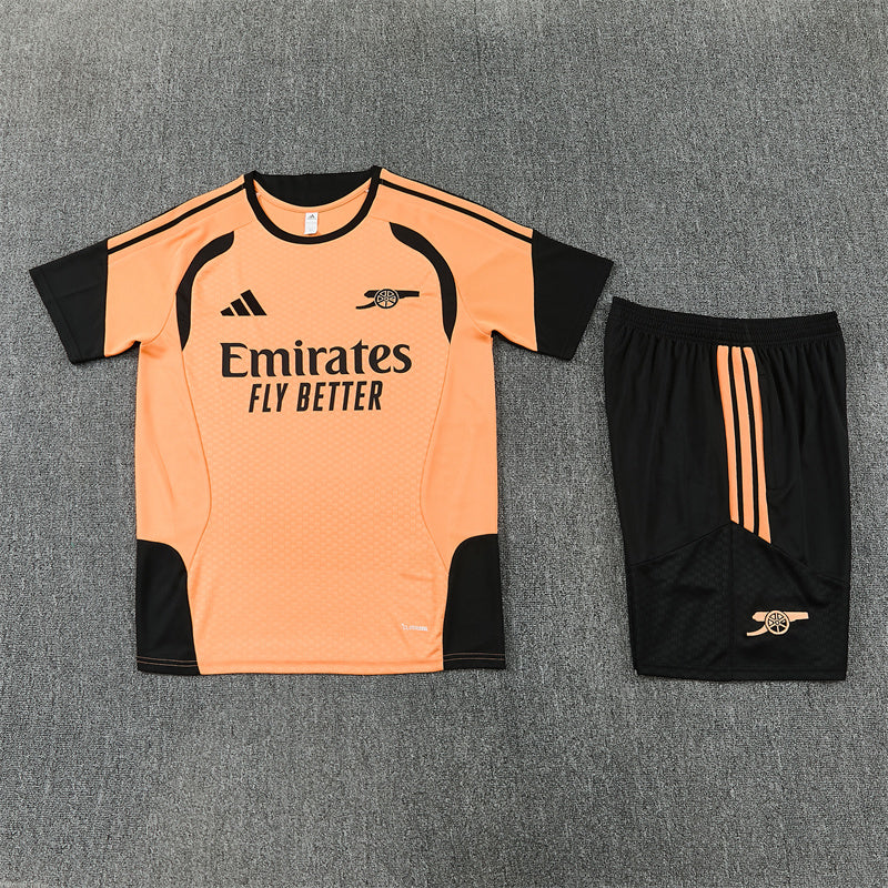 Maglia da allenamento e pantaloncini del Arsenal Bambino 26/27