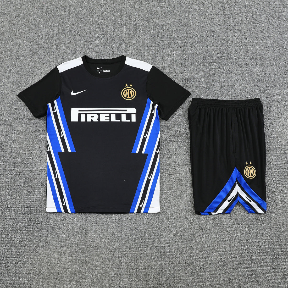 Maglia e Pantaloncini pre-allenamento Inter 25/26
