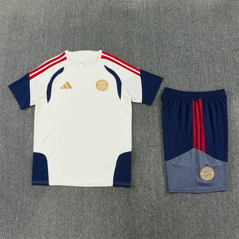 Maglia da allenamento e pantaloncini del Bayern Bambino 26/27
