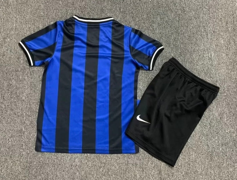 T-shirt e Pantaloncini per Bambino Inter Retro Home 09/10
