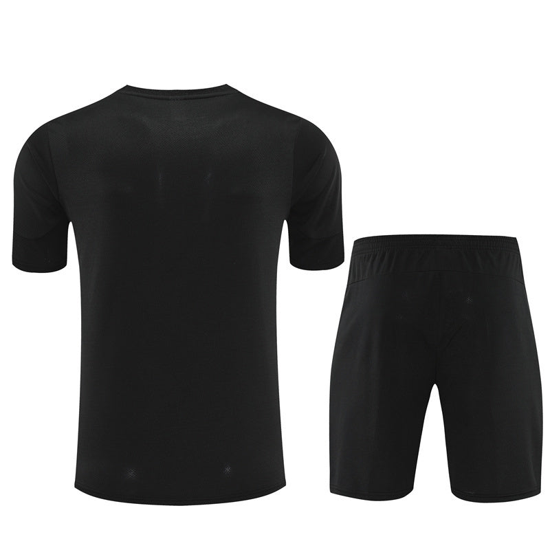 Maglia da allenamento e pantaloncini del Manchester City 25/26