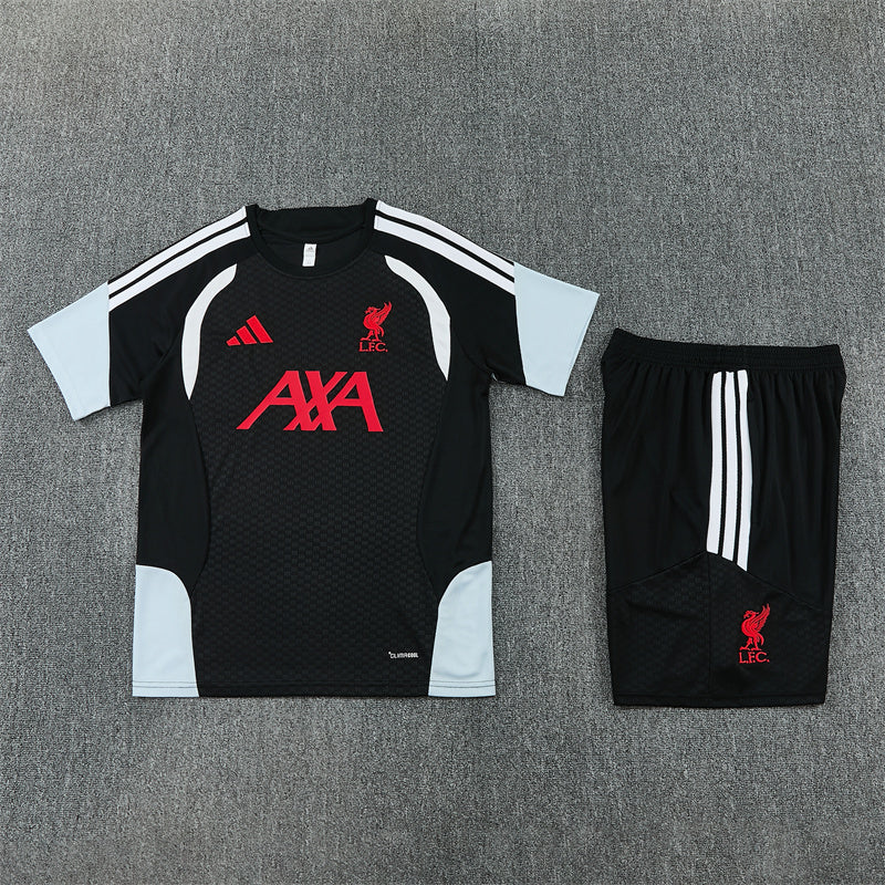 Maglia da allenamento e pantaloncini del Liverpool Bambino 26/27