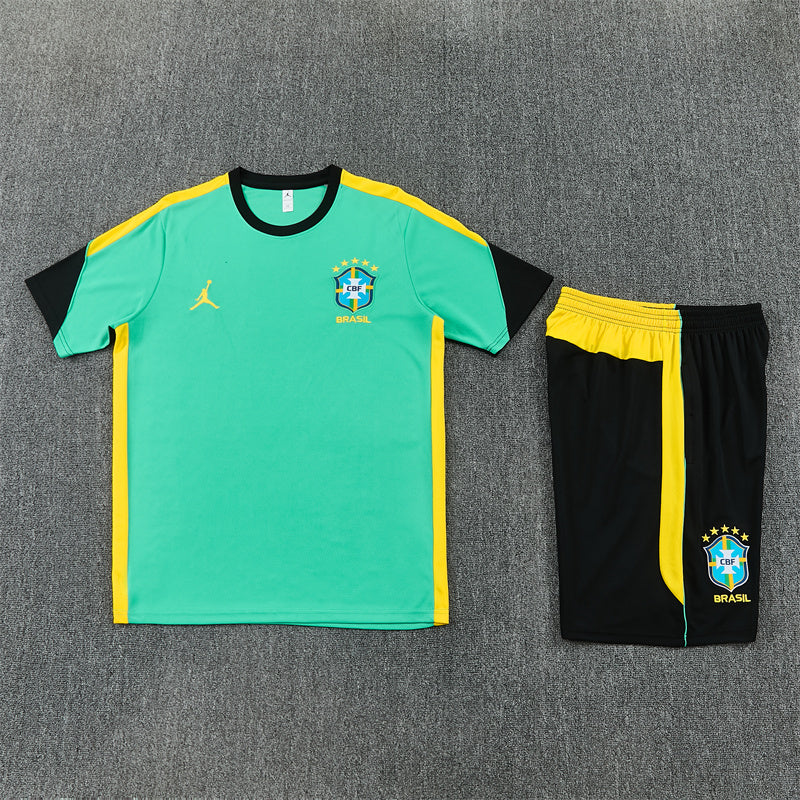 Maglia e Pantaloncini Allenamento Brasil 26/27