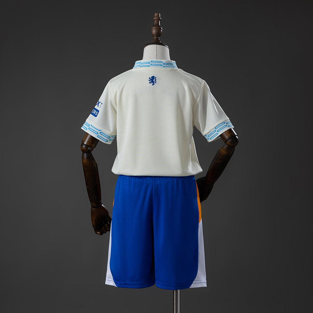 Maglia e pantaloncini del Rangers FC Away 26/27