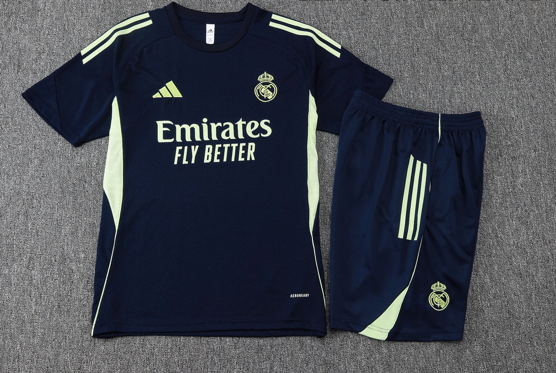 Maglia e Pantaloncini pre-allenamento Real Madrid  Bambino 25/26