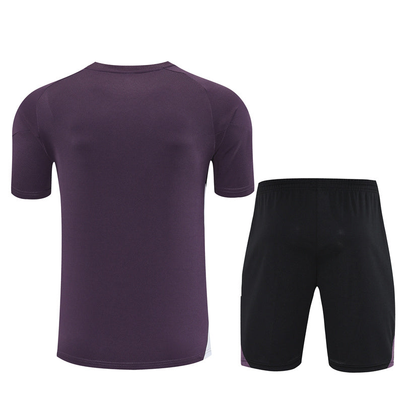 Maglia da allenamento e pantaloncini del Manchester United 25/26