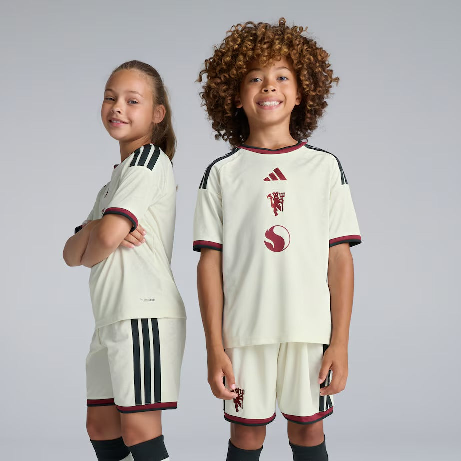 T-shirt e Pantaloncini per Bambino Manchester United Third 26/27