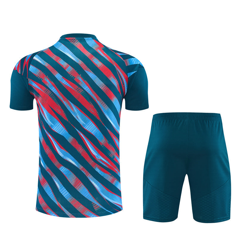 Maglia da allenamento e pantaloncini del Arsenal 26/27