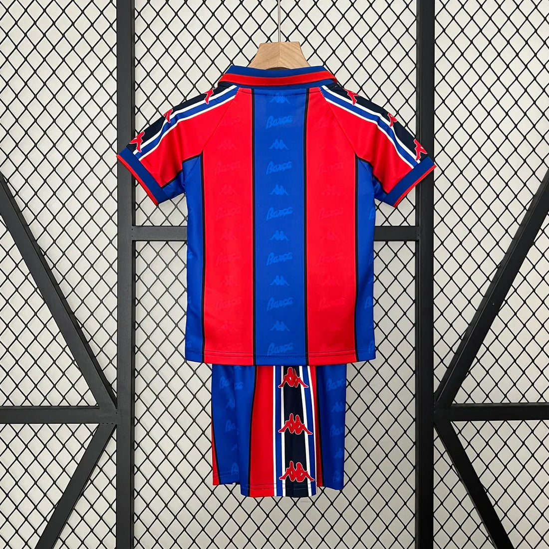 T-shirt e Pantaloncini per Bambino FC Barcelona Retro 95/97