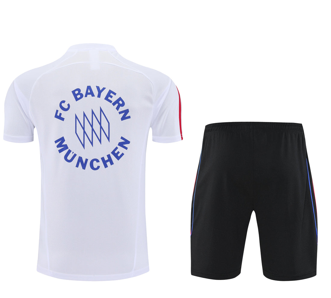 Maglia da allenamento e pantaloncini del Bayern 25/26