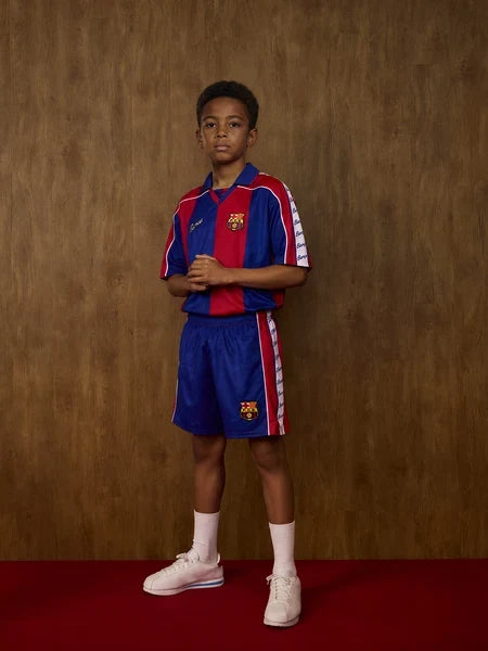 T-shirt e Pantaloncini per Bambino FC Barcelona Retro Blaugrana 92/95