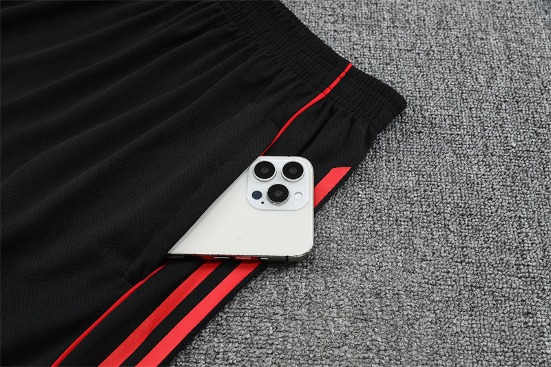 Maglia da allenamento e pantaloncini del Manchester United Bambino 25/26
