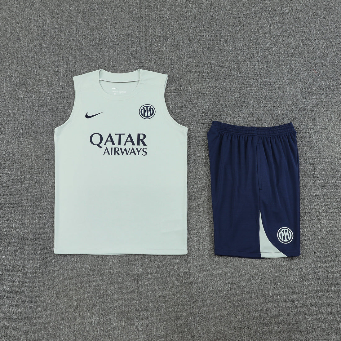Maglia e Pantaloncini pre-allenamento Inter 25/26