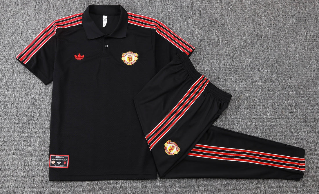 Maglia e Pantaloni Manchester United 25/26