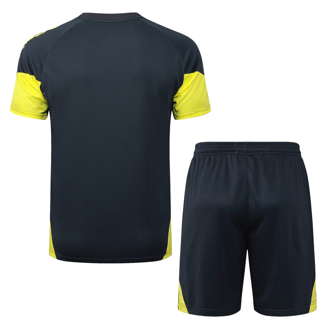 Maglia da allenamento e pantaloncini del Real Madrid 25/26