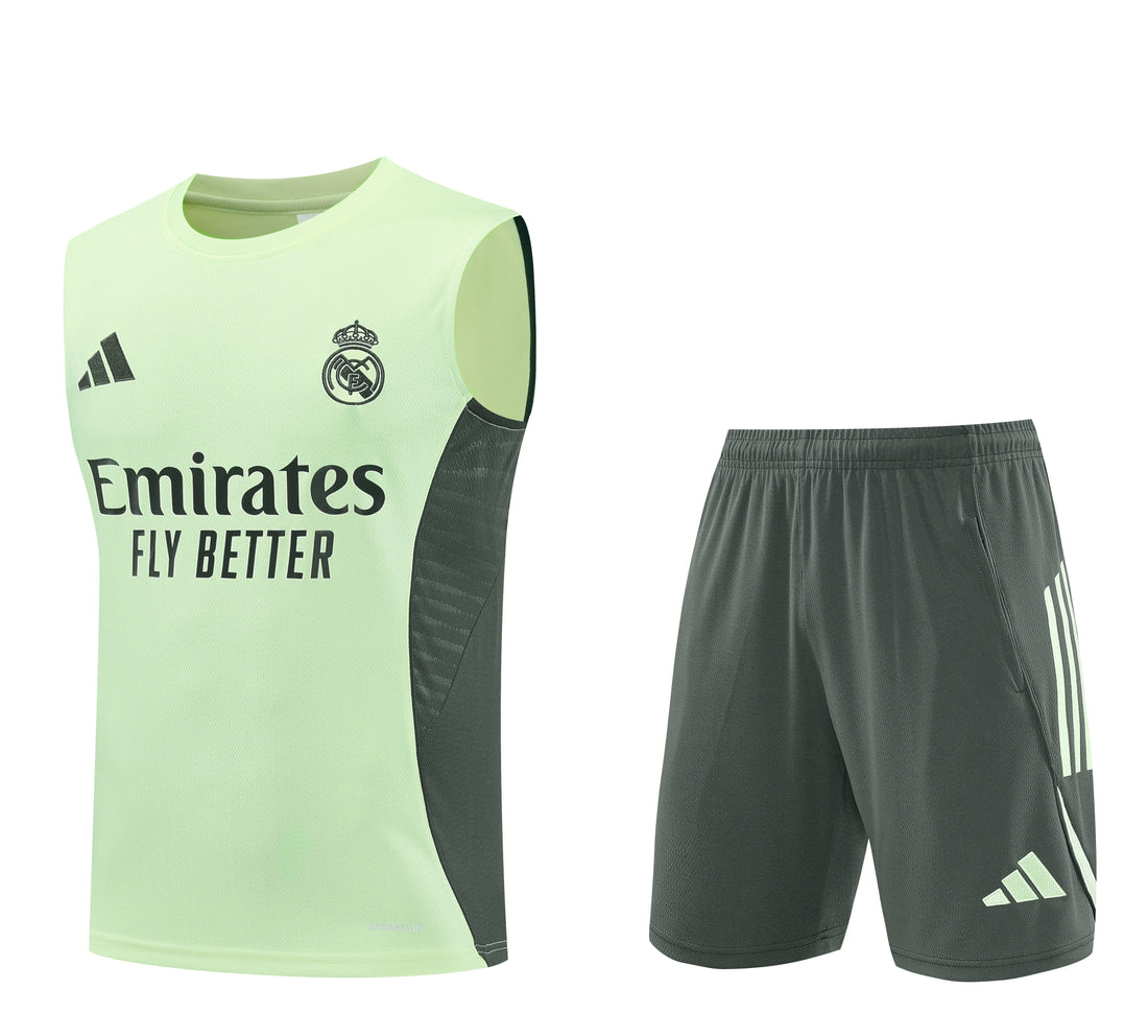 Maglia da allenamento e pantaloncini del Real Madrid 25/26