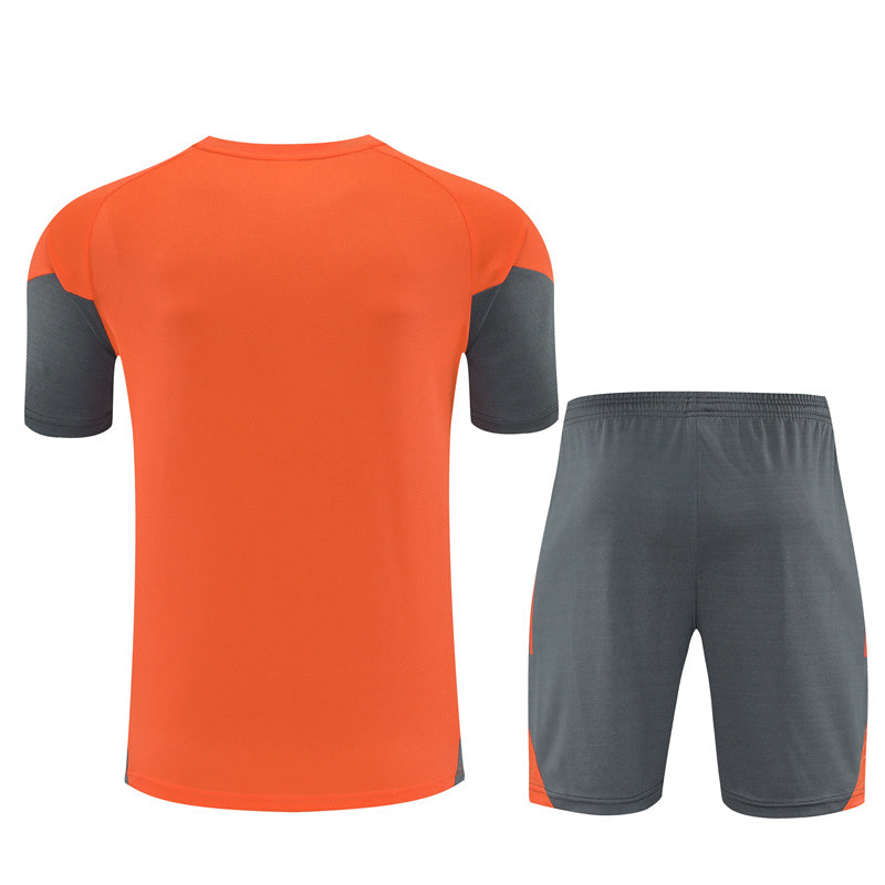Maglia da allenamento e pantaloncini del Bayern Bambino 25/26