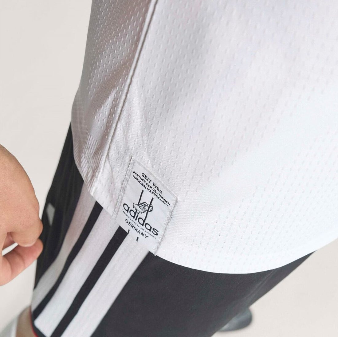 MAGLIA ARGENTINA Home - 26/27 VERSIONE GIOCATORE - CON TOPPA DEL CAMPIONE DELLA COPPA DEL MONDO