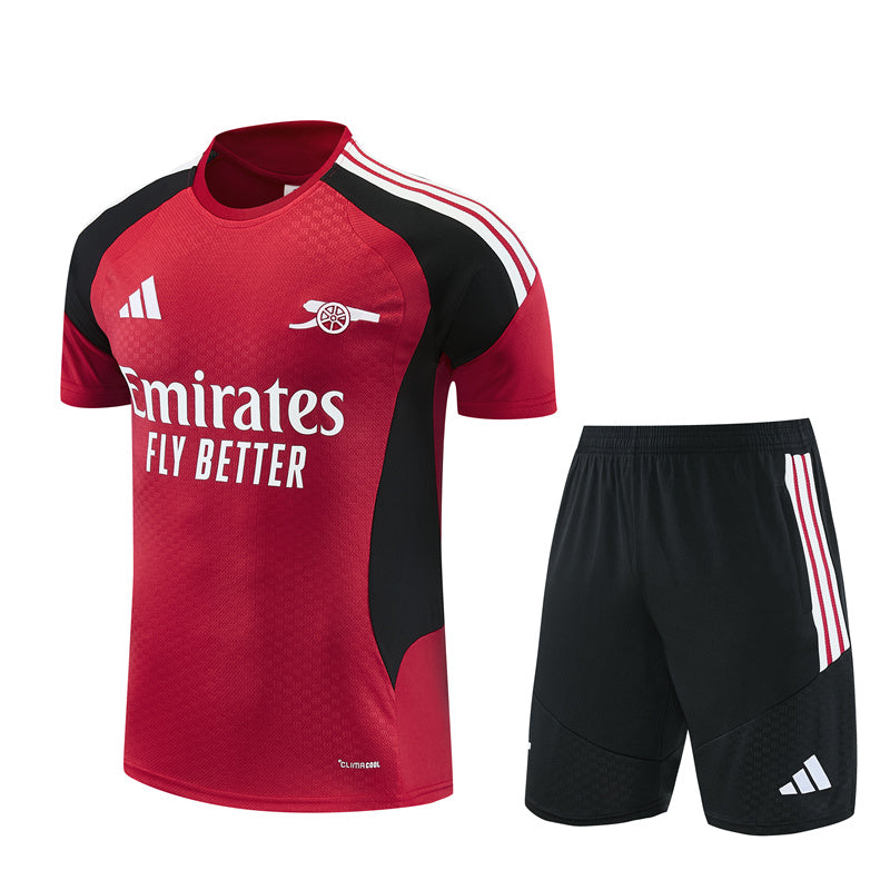 Maglia da allenamento e pantaloncini del Arsenal 26/27