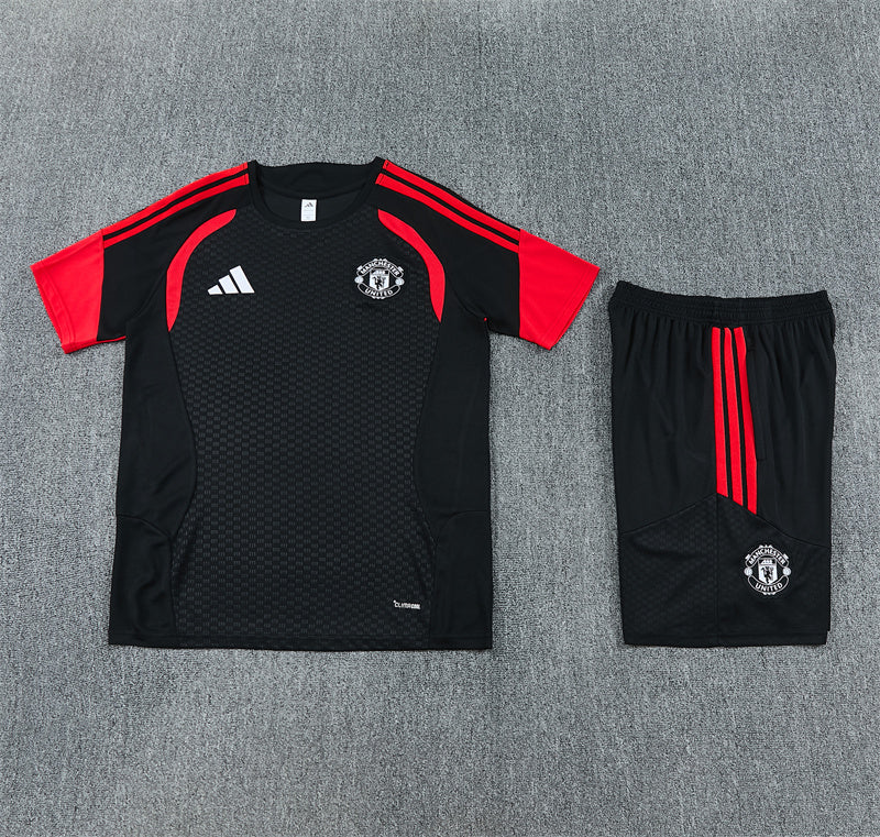 Maglia da allenamento e pantaloncini del Manchester United Bambino 26/27