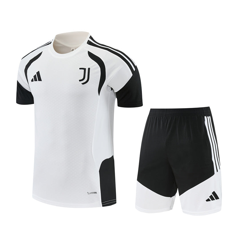 Maglia allenamento e pantaloncini Juventus 26/27 da bambino