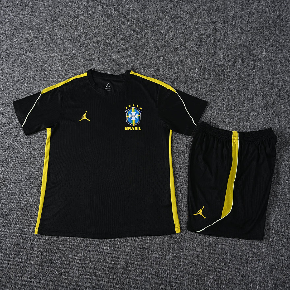 Maglia e Pantaloncini Allenamento Brasil 26/27