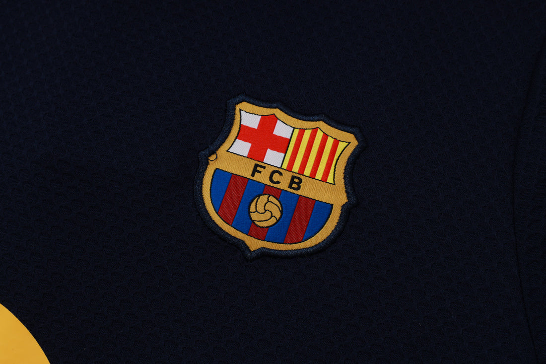 Maglia e Pantaloncini pre-allenamento FC Barcelona Bambino 25/26