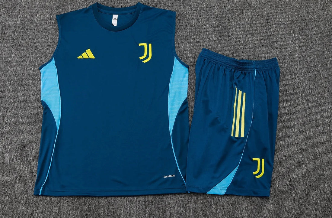 Maglia allenamento e pantaloncini Juventus 25/26