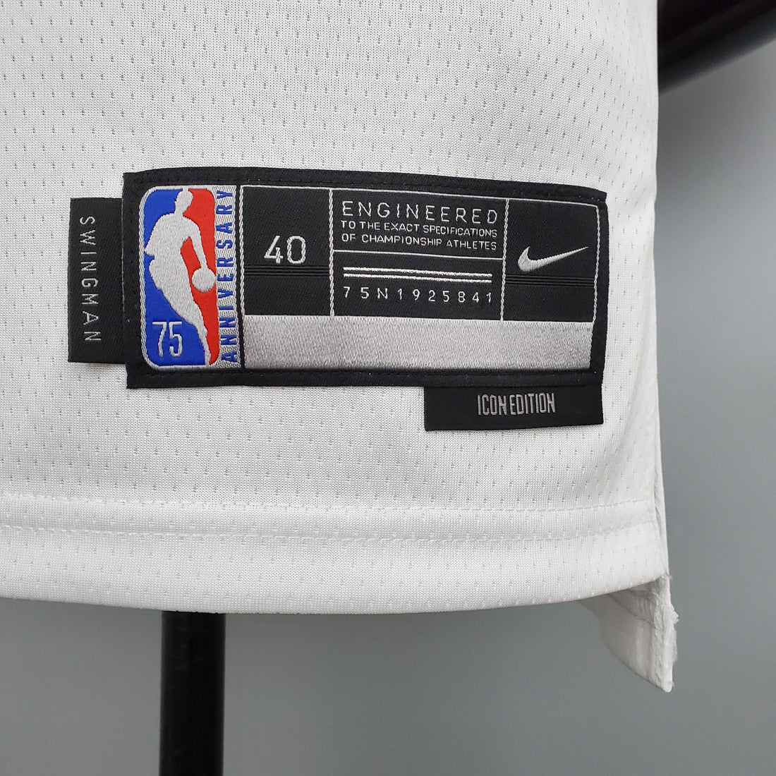 Maglia NBA Jordan #23 Chicago Bulls bianca per il 75° anniversario