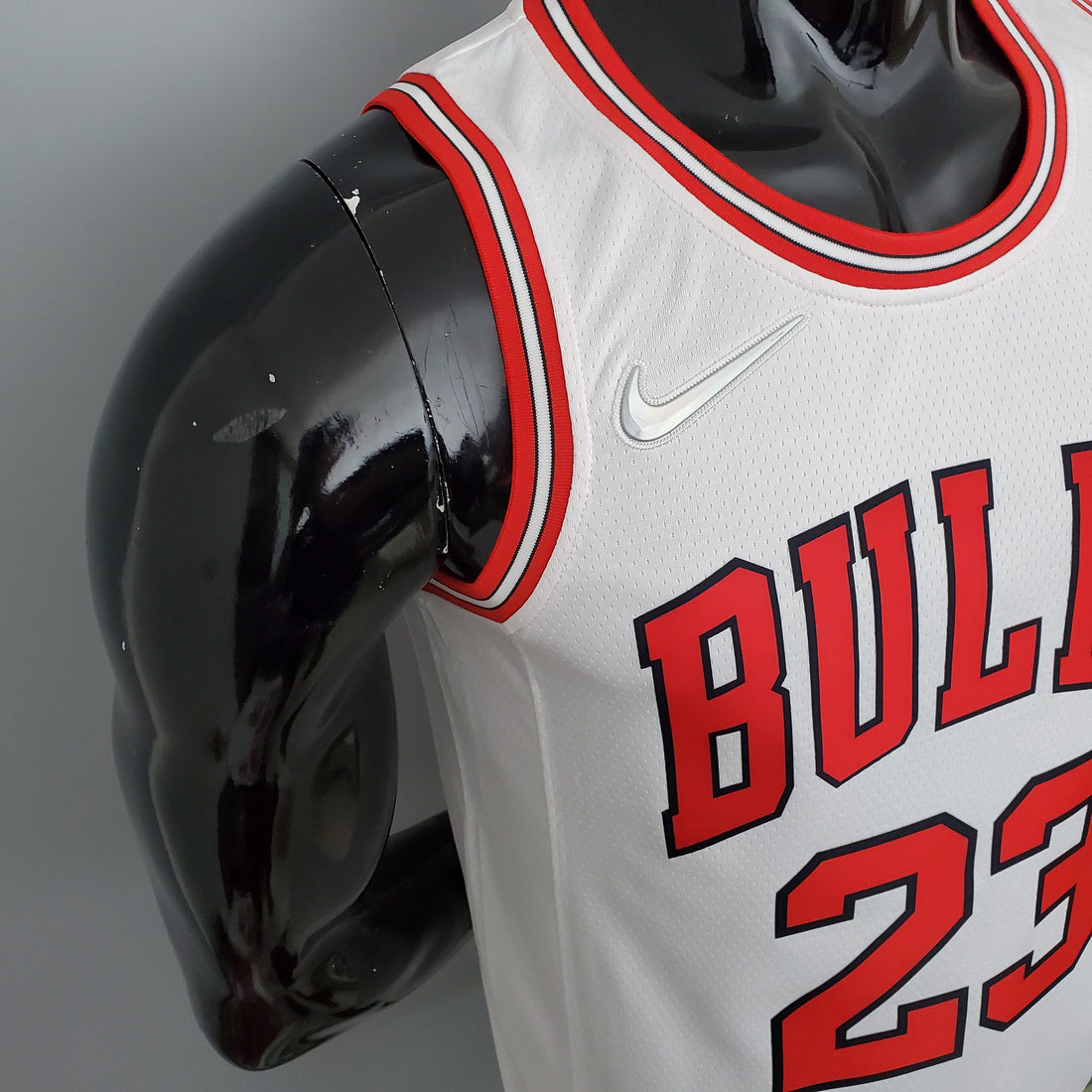 Maglia NBA Jordan #23 Chicago Bulls bianca per il 75° anniversario